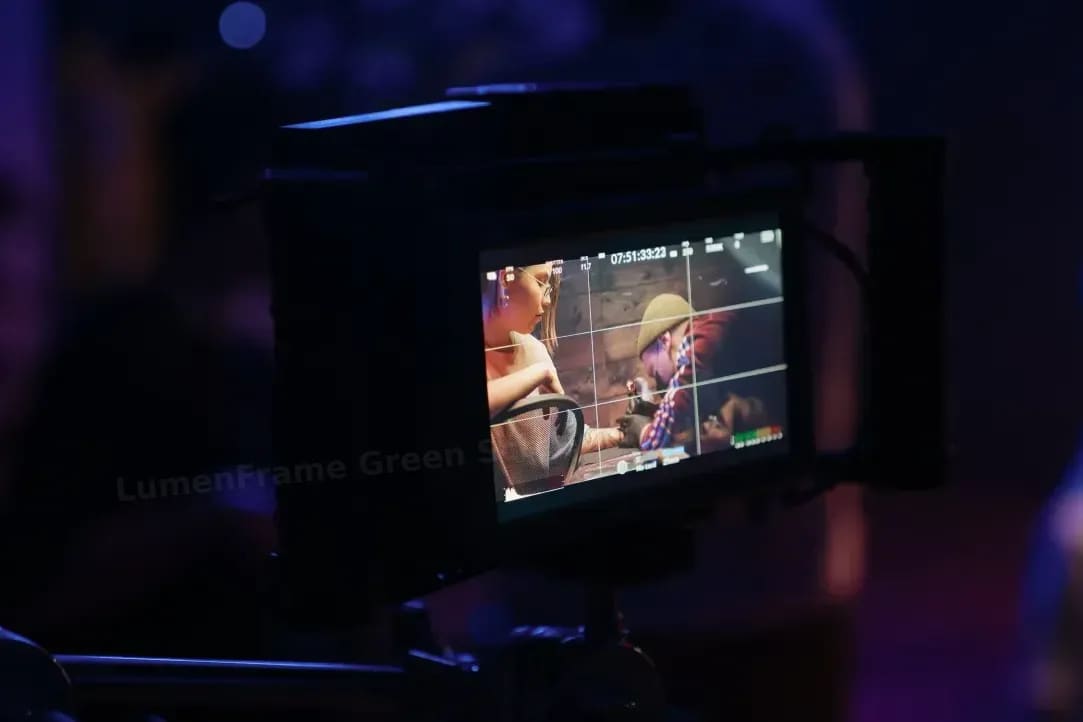 LumenFrame Green Screen Studio 12